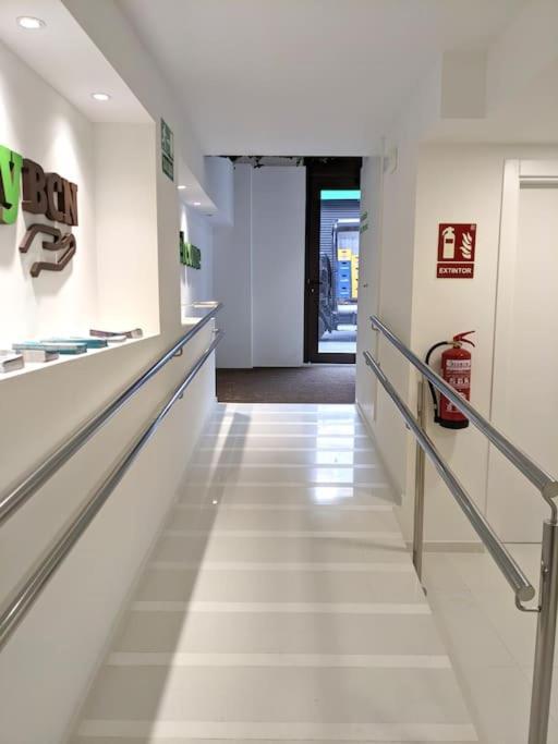 Weflating Fira Apartamento L'Hospitalet de Llobregat Exterior foto